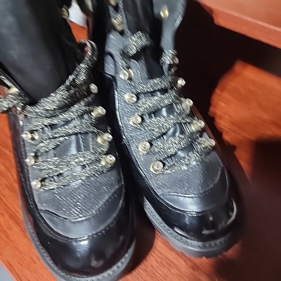 Juicy Couture Indulgence Faux Fur Combat Boots (Size 9.5M) - Picture 6 of 8